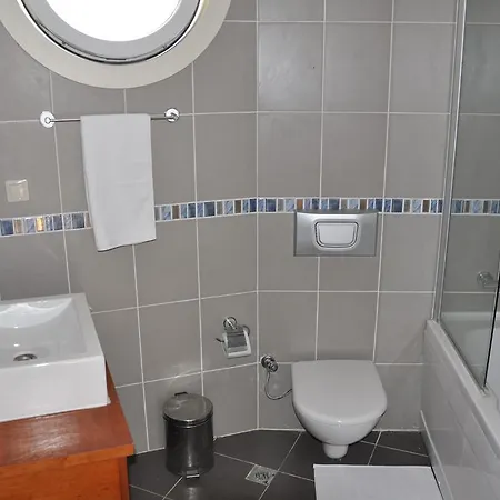 Blue Jasmine Villas كوشاداسيه
